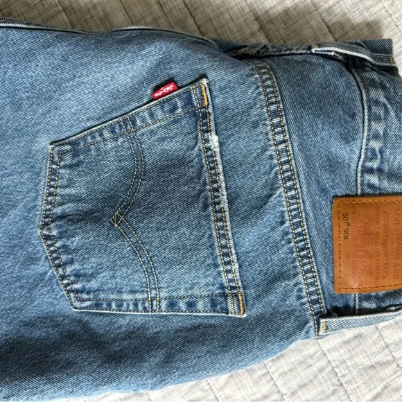 Levi’s 501 90s Straight Ankle Jeans 32x27 - Picture 2 of 6